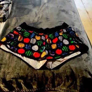 Lululemon Tracker Shorts-Seawheeze Circles, 12